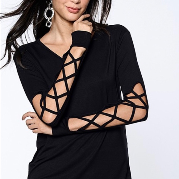 Bambina Mia Tops - Black Criss Cross V Neck Top